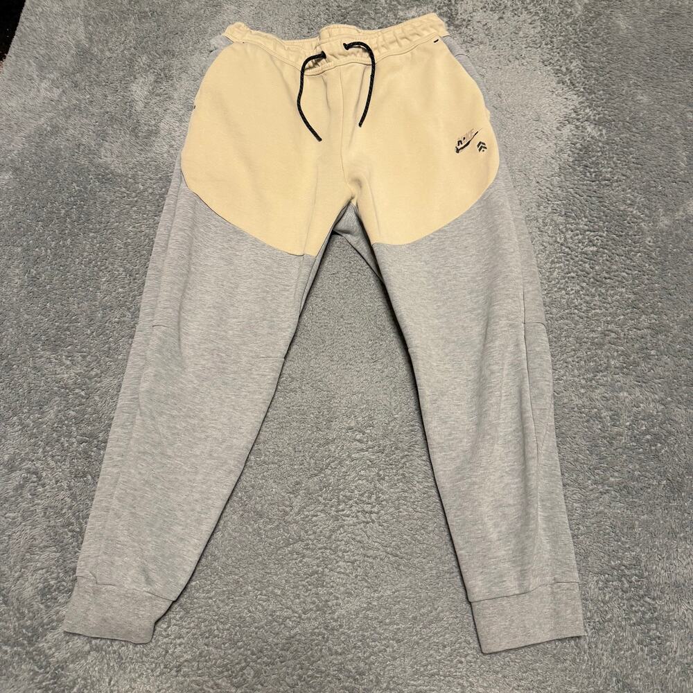 Nike Tech Fleece Sweatpants Mens Large Tan Gray Jogger Colorblock CU4495